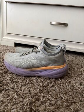 ASICS Gel Nimbus Women's 7 Running Shoe - Gray with Lavender Midsole